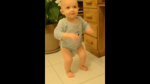 Toddler rocks the dance floor