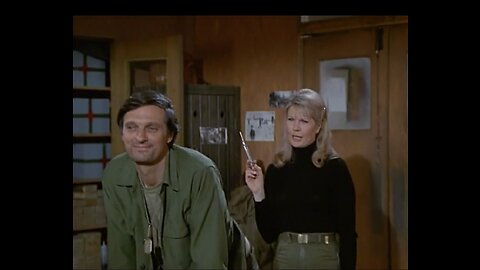 M*A*S*H Carry On, Hawkeye Review