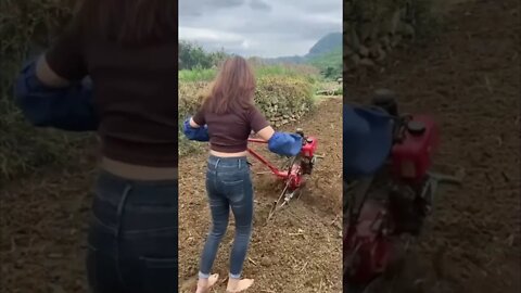 Chinese Countryside Girl Complains About Not Being Beautiful