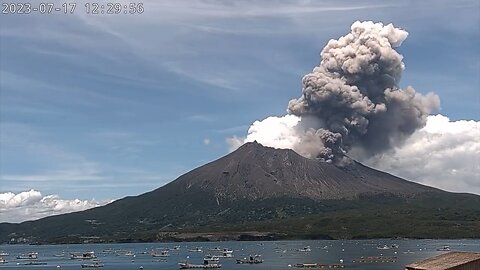 The Sakurajima volcano in Japan experienced a pair of eruptions.