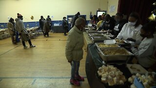 Volunteers spend Thanksgiving feeding people in need at Cleveland church