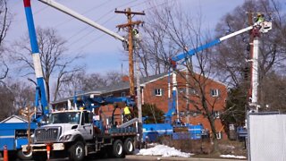 Nearly 2,000 Holt residents lost power due to downed lines