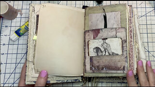 Episode 246 - Junk Journal with Daffodils Galleria - Medieval Journal Pt. 15