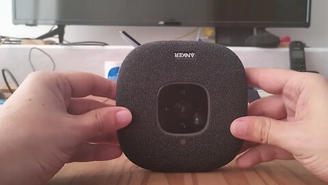 unboxing the Anker Speaker PowerConf S3