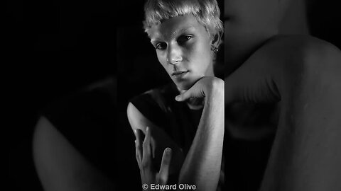 Black and white art fashion portrait photographer Edward Olive Madrid Spain