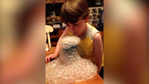 12 Kids Who Love Bubbles