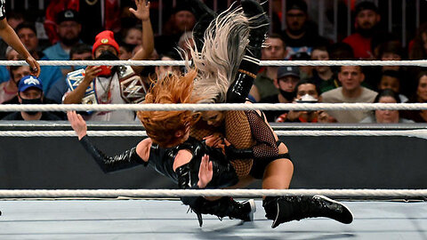 Liv Morgan hits Becky Lynch with awe-inspiring Powerbomb @WWE
