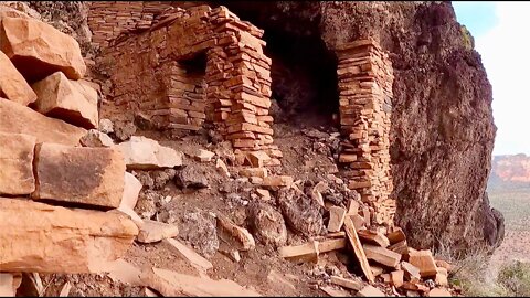 Incredible Cliff Dwelling w/ Intact Roof Structure Almost Perfectly Preserved