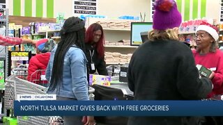 North Tulsa market gives back with free groceries