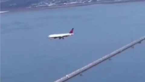 A Glitch In The Matrix! Wild Video Of An Airplane Frozen In Place Over San Francisco Bay