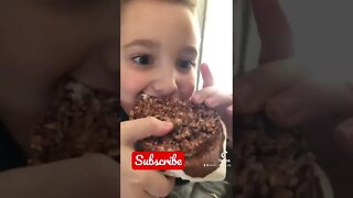 GIANT MICROWAVED Chocolate Rice-cake S’mores!🍫🍚… 🤤😋 #shorts #viral #tiktok