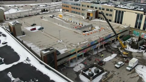Bayshore Mall partial collapse: Ramp installed to access stranded cars