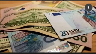 Nossa! Euro cai para menos de 1 dólar