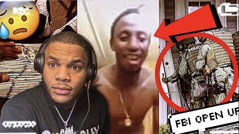 MAN GOES LIVE ON FACEBOOK AS SWAT MOVES IN😳 ( REACTION )