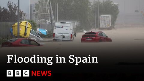 Flooding claims lives in Spain after record rainfall - BBC News