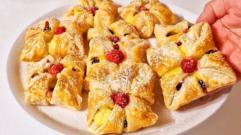 They will Disappear in a minute! Perfect dessert of puff pastry and pastry cream.