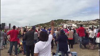 UPDATE 2 - Buchan arrives at Cape Town rally (Feu)