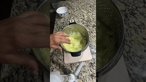 How to shred Zucchini