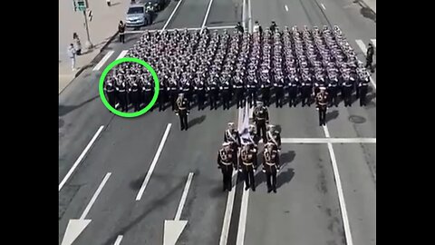 Moscow: Marriage proposal during the preparation to the Victory Parade