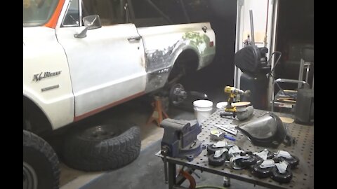 bdpknox Episode 1: Aligning body panels on a 1971 Chevy Blazer