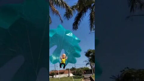 Pipa paraquedinha Toy parasail
