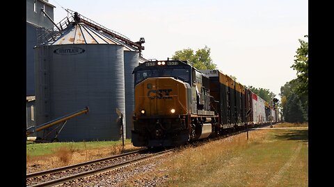 CSX SD70MAC leading on the Union Pacific - Albert Lea Subdivision in Minnesota