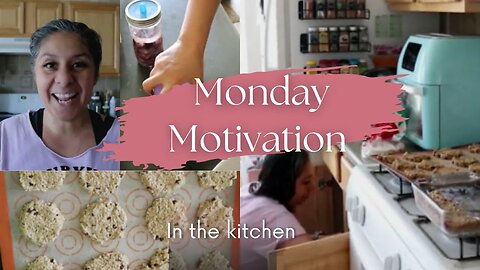 Monday Motivation - hanging out in the kitchen