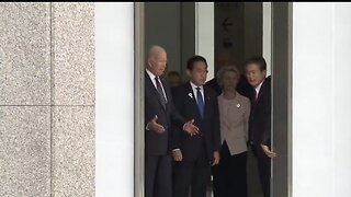 Biden Looks Absolutely Confused In Japan