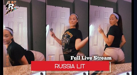 Russia Lit Twerking in the bathroom