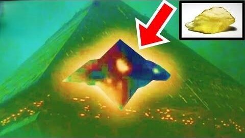 Alien Craft Hidden Inside The Great Pyramid?