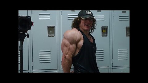 Workout - Fall Cut Day 32 - Back and Rear Delts - Sam Sulek Clips