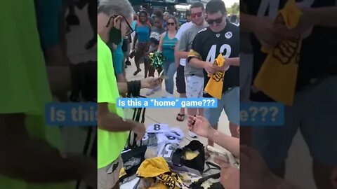 👎Steelers infiltrate the Jaguars stadium by selling terrible towels out front ❌