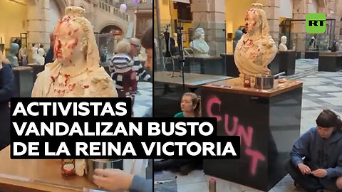 Activistas vandalizan un busto de la reina Victoria en protesta por la escasez de alimentos