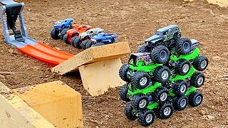 MONSTER JAM | GRAVE DIGGER | SPIN MASTER | BIGFOOT | HOT WHEELS MONSTER TRUCKS | EL TORO LOCO