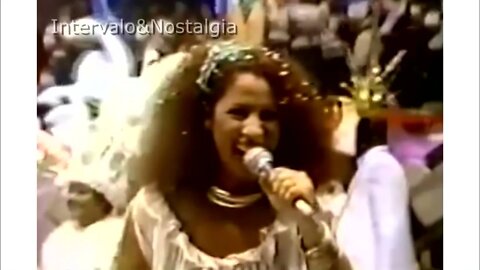 Clara Nunes + Bateria da Portela | Chacrinha 1982