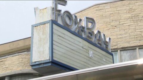 Whitefish Bay residents start petition to save Fox Bay Theatre following building proposal