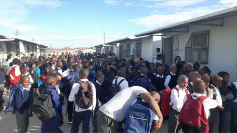 WATCH: First Day Of School At Parliment and Umthawelanga Primary School