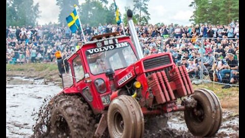 Tractor Pulling Contest in Ljusdal, Sweden