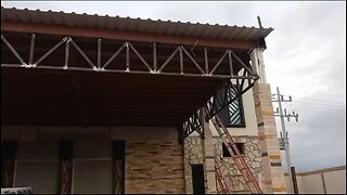 Construction on the Casa