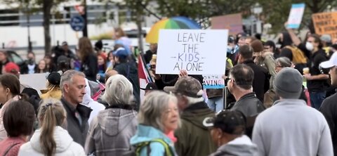 #millionmarch4children Kelowna