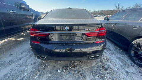 MSRP ON THIS 2022 BMW M750i IS $60,000! IT’S GOING FOR $30,000 AT COPART! *HALF PRICE*