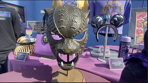 DISNEYLAND HOLIDAY: New Black Panther: Wakanda Forever Items!