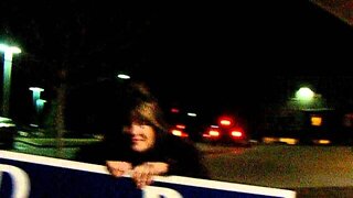 Just ariving at the Santorum Windham High Event.AVI