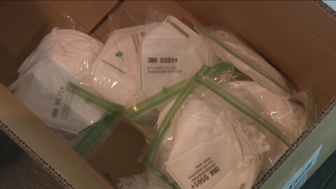 Aurora libraries distribute entire supply of KN95 masks in under 3 hours, hundreds turned away