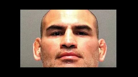Free Cain Velasquez is a legend for this. YOUTUBERS STEP YOUR GAME UP