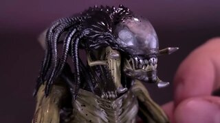 Hiya Toys Alien Vs Predator Requiem The Predalien Exquisite Mini @The Review Spot