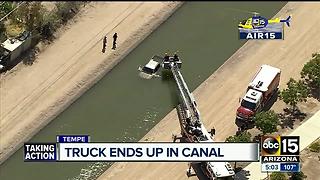 AIR15: Driver crashes into canal in Tempe