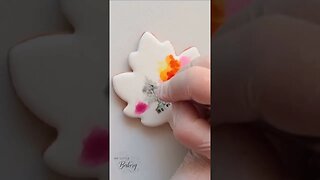 Watercolor painted cookie... #cookieartist #royalicing #art #cookieart #reels #shorts #cookiegift