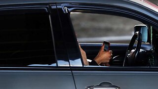 Texting while driving bill passes Florida House, heads to Senate