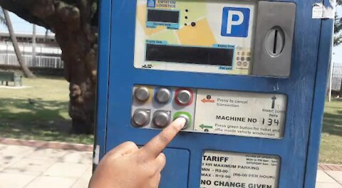SOUTH AFRICA - Durban - Faulty parking meter (Video) (8b3)